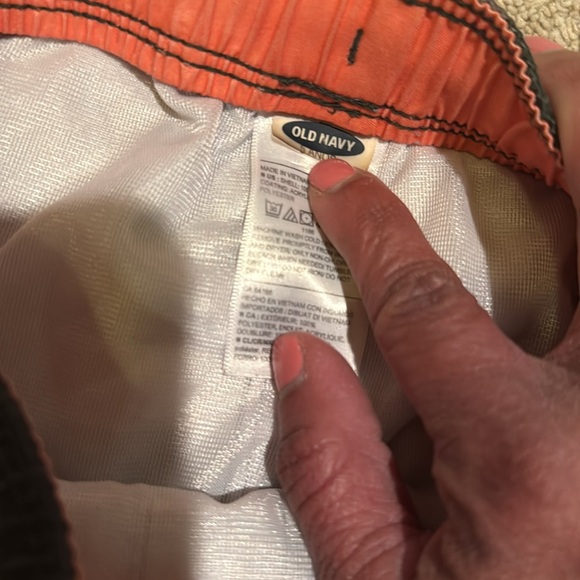 Kids Multicolor Swim Shorts. 2 items. EUC. - Picture 6 of 16